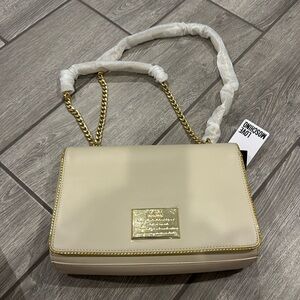 NWT Love Moschino Crossbody chain purse